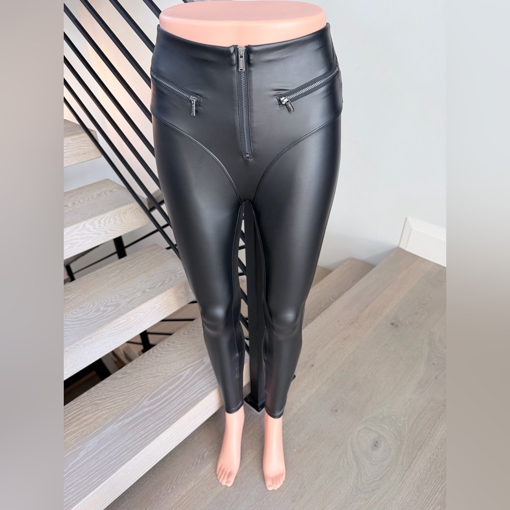 New Y2K Black Faux Leather Leggings with Zipper size XXS